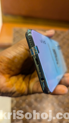 Vivo s1